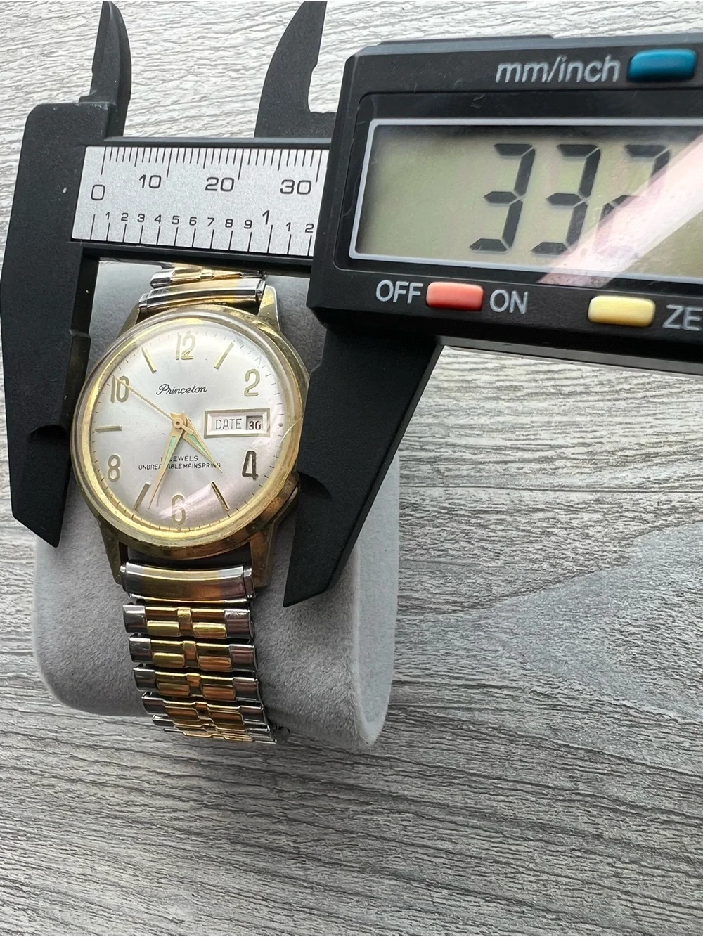 Princeton Men's Two-Tone Silver and Gold Date 17jewel mechanical watch